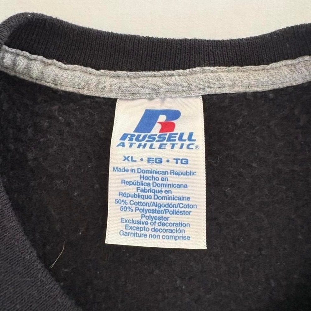 Vintage Russell Athletic Washington and Lee University Soccer Black Crewneck - Picture 3 of 7